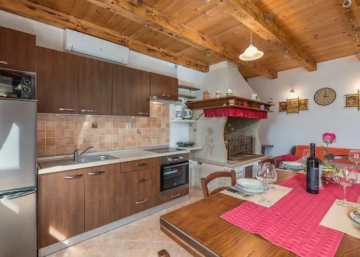 House Antonio Semesterbostad *